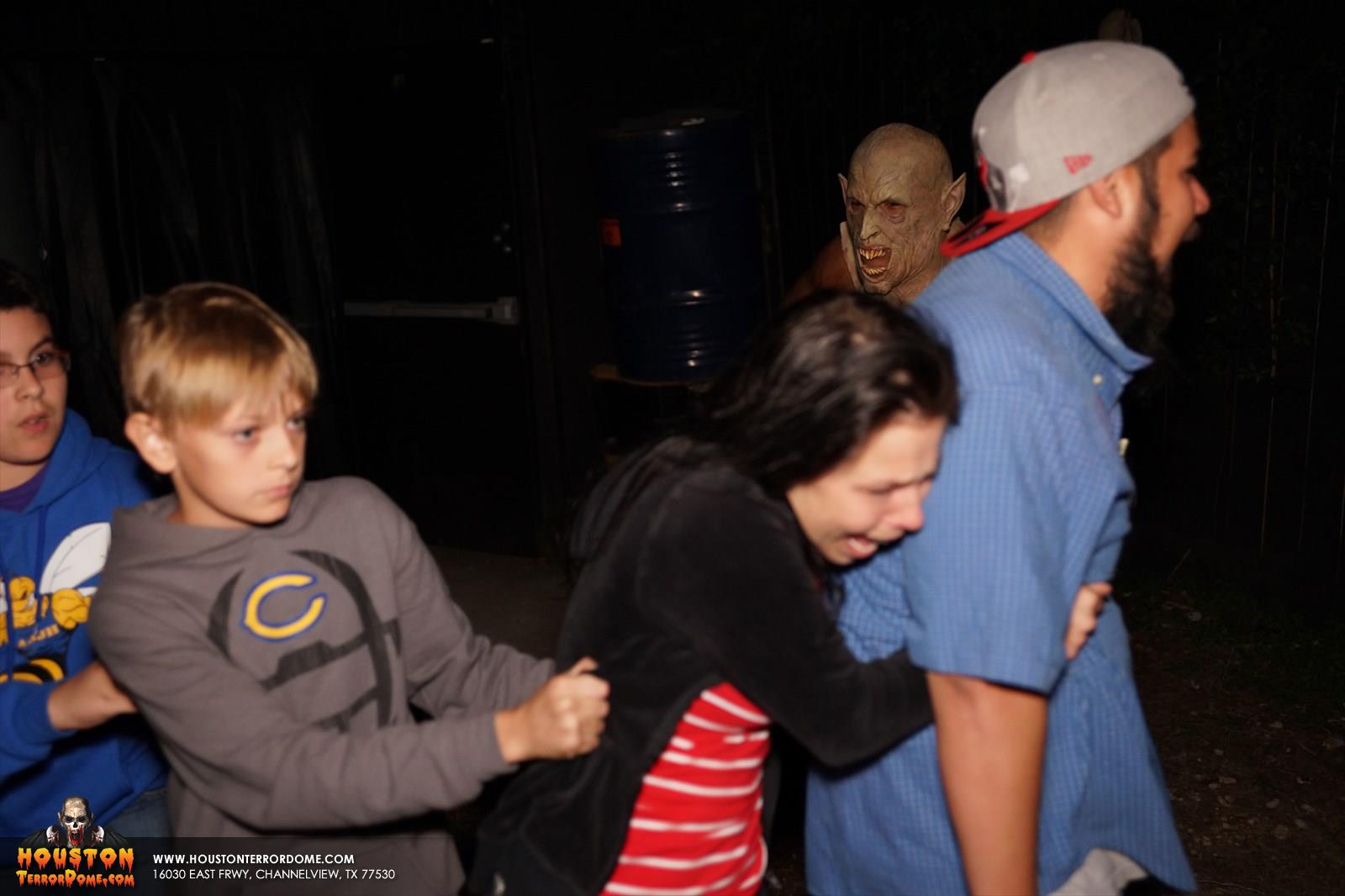 Terror Dome Haunted House Photos from Saturday Oct 25, 2014