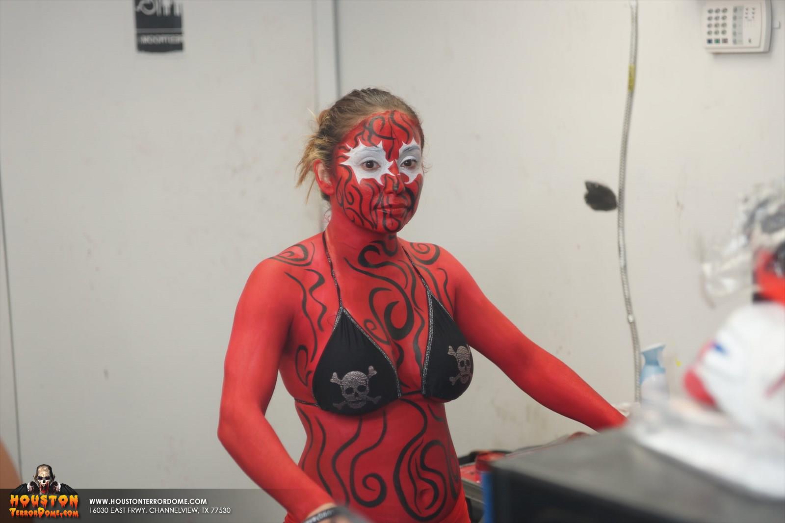 Front view of body paint on a dancer.